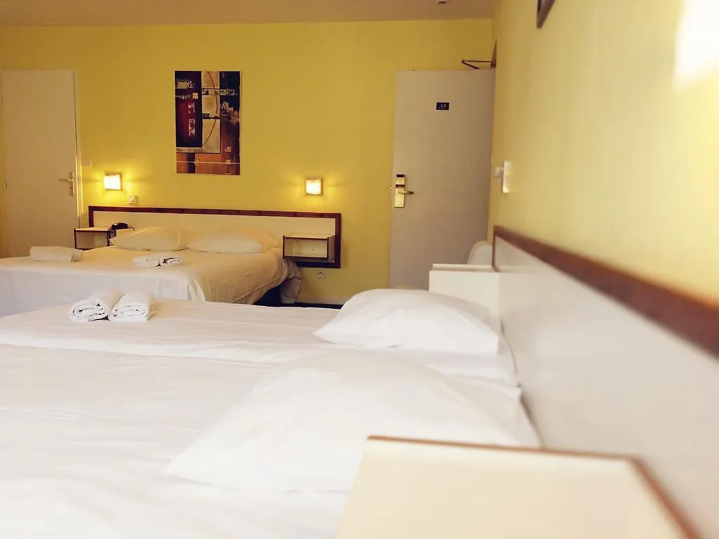 Hotel Des Lilas Bagneres-de-Luchon